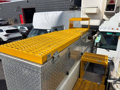 2016 Freightliner M2 106