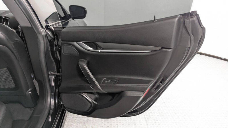 2019 Maserati Ghibli