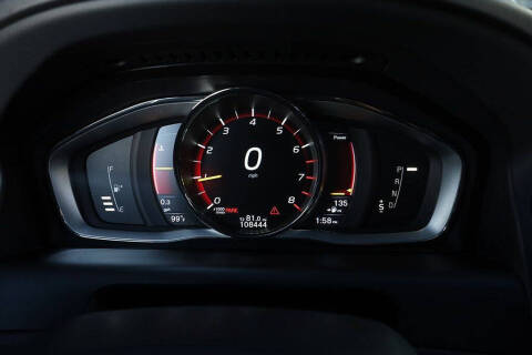 2016 Volvo XC60 T5 Drive-E Premier