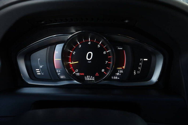 2016 Volvo XC60 T5 Drive-E Premier