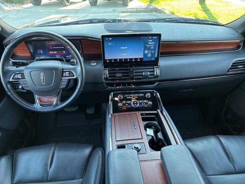 2024 Lincoln Navigator L Premiere