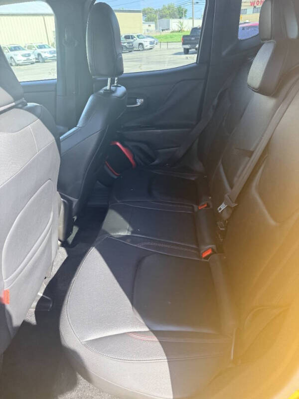 2016 Jeep Renegade Trailhawk