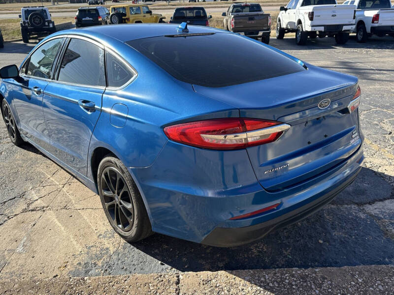 2020 Ford Fusion SE