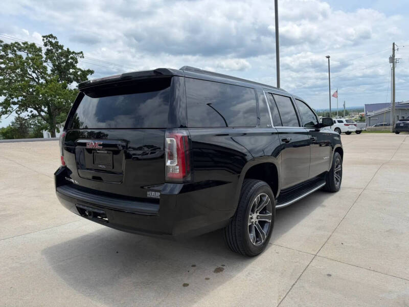 2020 GMC Yukon XL SLT