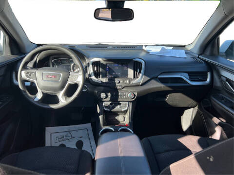 2022 GMC Terrain SLE