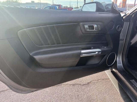 2021 Ford Mustang EcoBoost