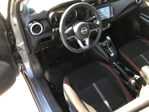 2023 Nissan Versa SR