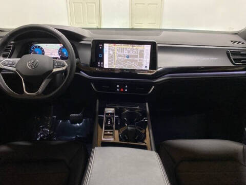 2024 Volkswagen Atlas Cross Sport SEL 4Motion