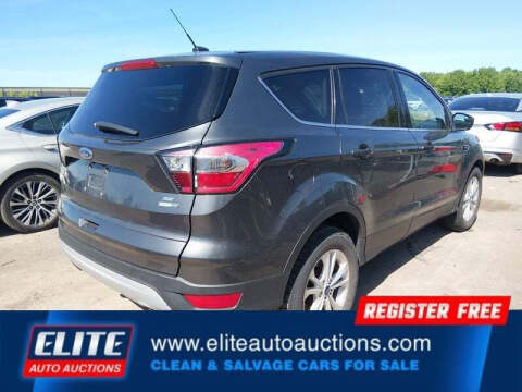 2017 Ford Escape SE
