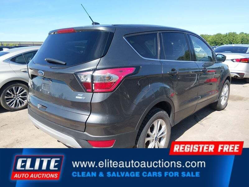 2017 Ford Escape SE