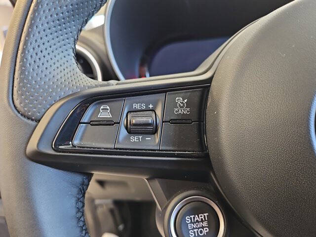 2024 Alfa Romeo Giulia Ti