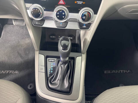 2019 Hyundai Elantra
