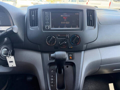 2020 Nissan NV200