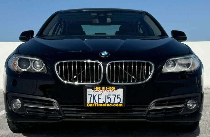 2015 BMW 5 Series 528i