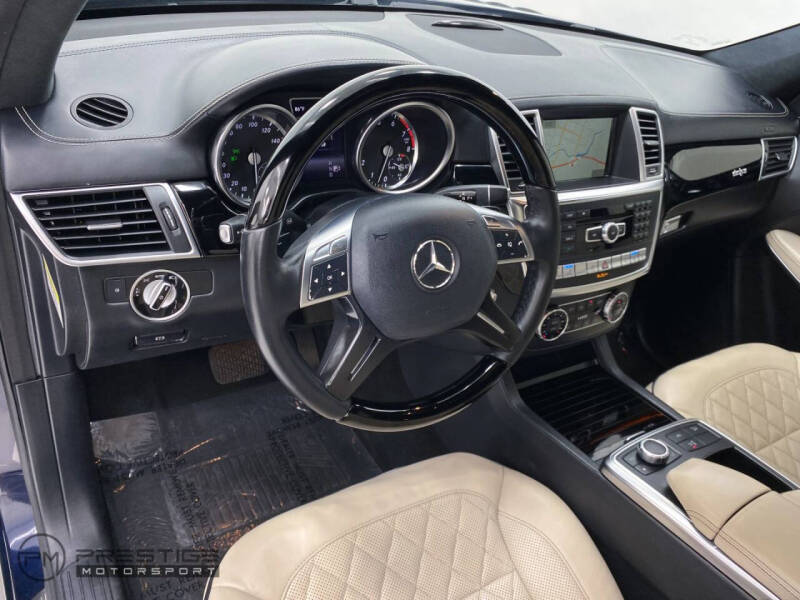 2014 Mercedes-Benz GL-Class GL 550 4MATIC