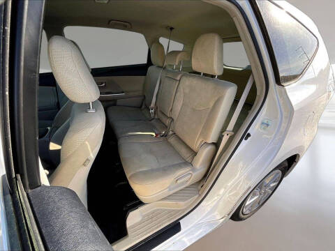 2013 Toyota Prius v Three