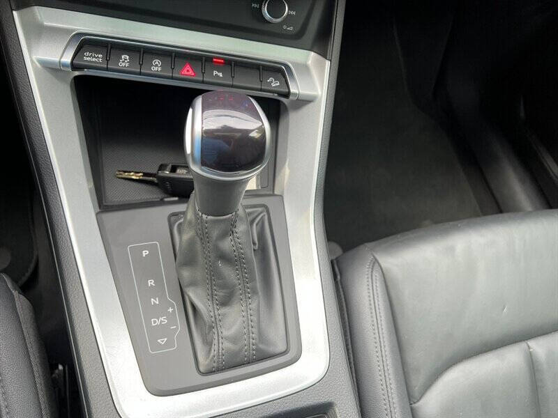 2023 Audi Q3 quattro S line Premium 45 TFSI