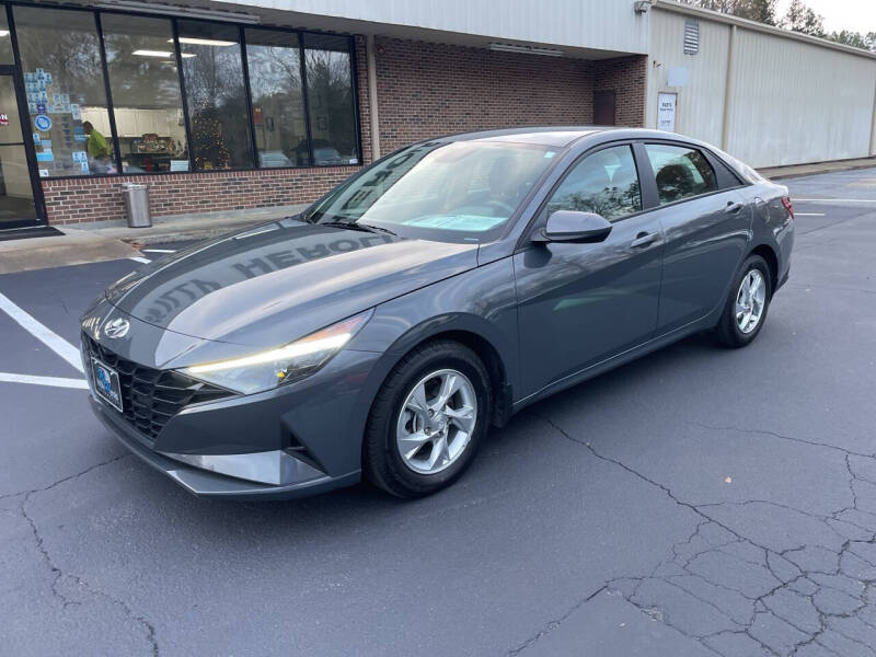 2023 Hyundai Elantra SE