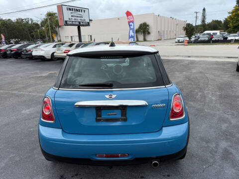 2013 MINI Hardtop Cooper