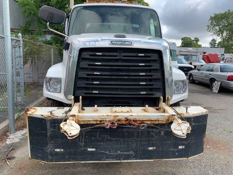 2014 Freightliner 108 SD