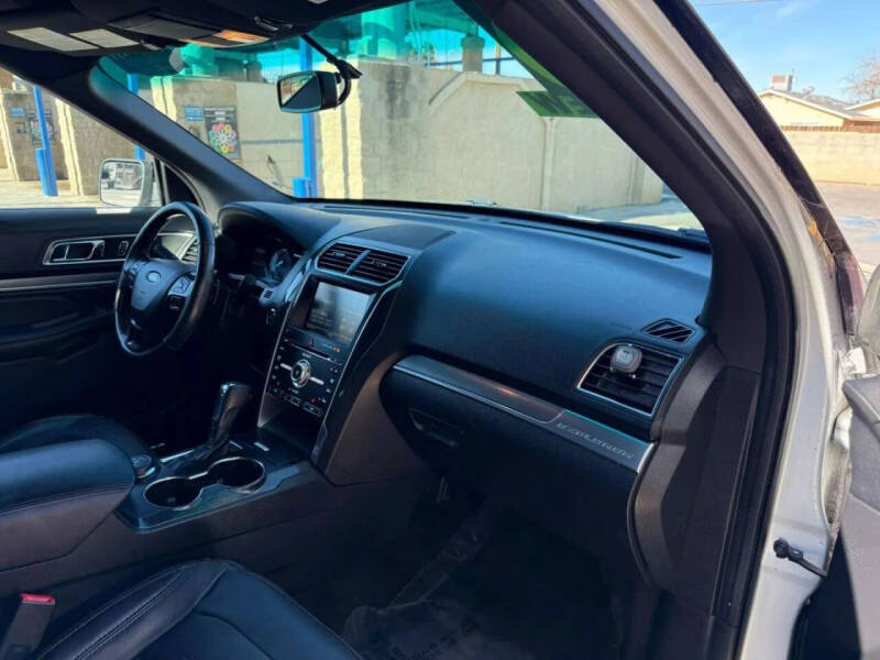 2016 Ford Explorer Sport
