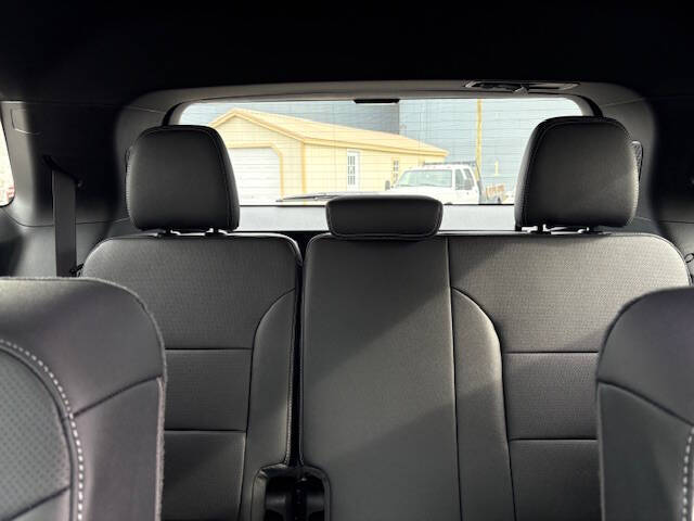 2026 Chevrolet Traverse LT - Photo 9