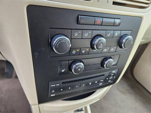 2010 Volkswagen Routan