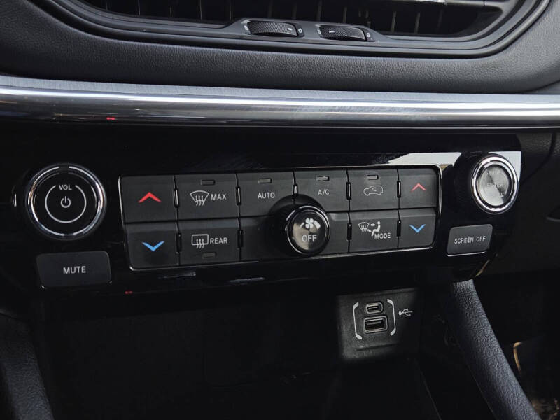 2023 Jeep Compass (Red) Edition