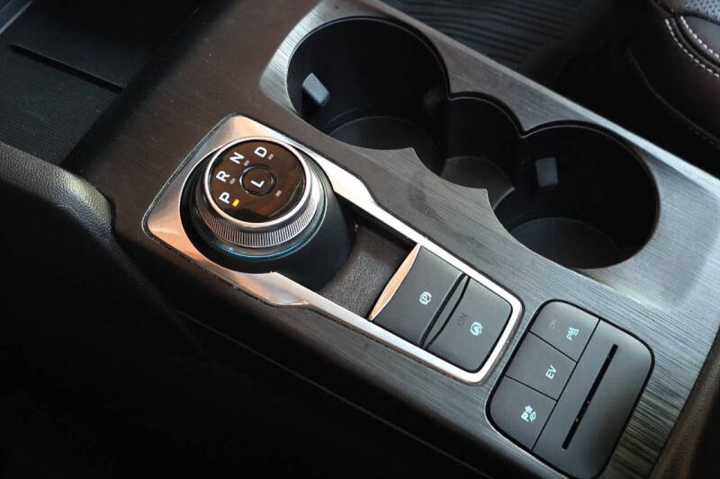 2022 Ford Escape Plug-In Hybrid Titanium