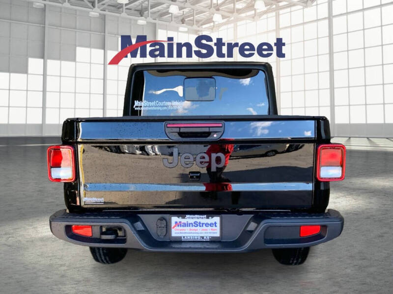 2026 Jeep Gladiator Sport S