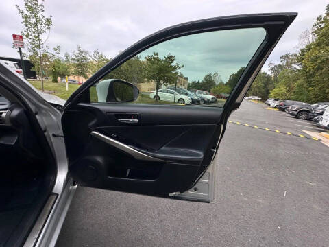 2015 Lexus IS 250 Crafted Line