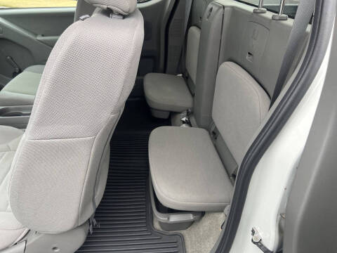 2017 Nissan Frontier S