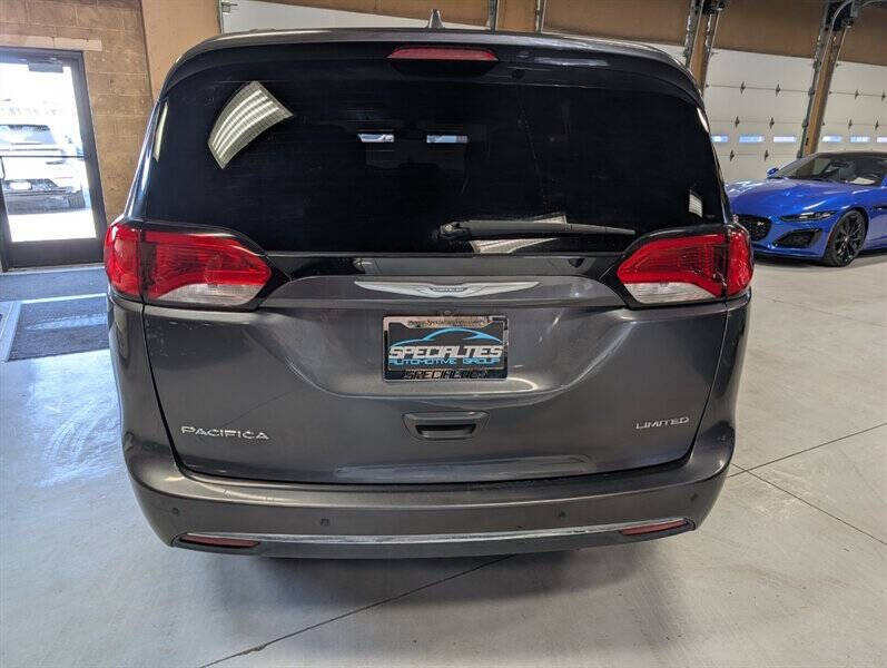 2017 Chrysler Pacifica Limited