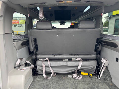 2017 Ford Transit 150 XLT