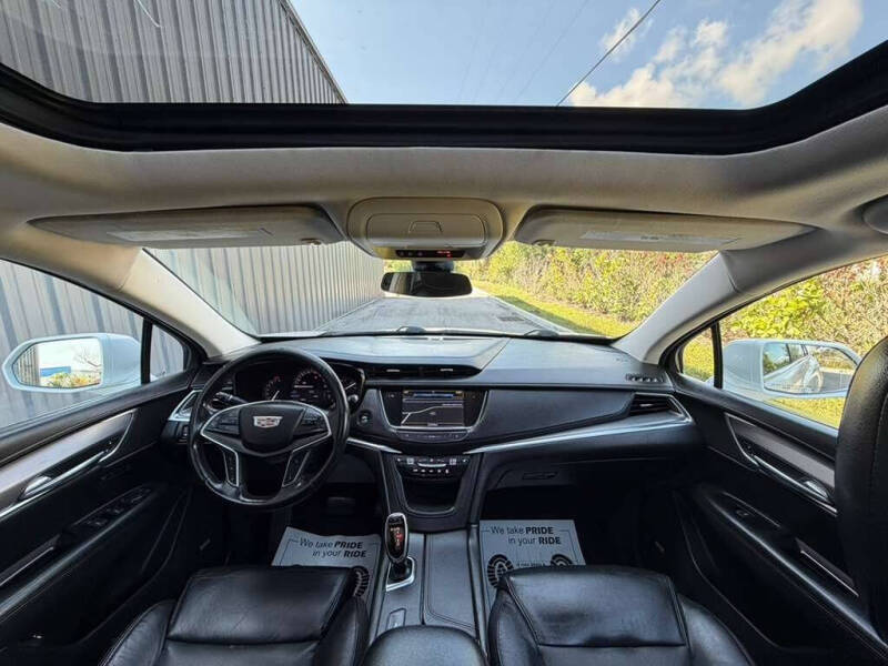 2017 Cadillac XT5 Luxury