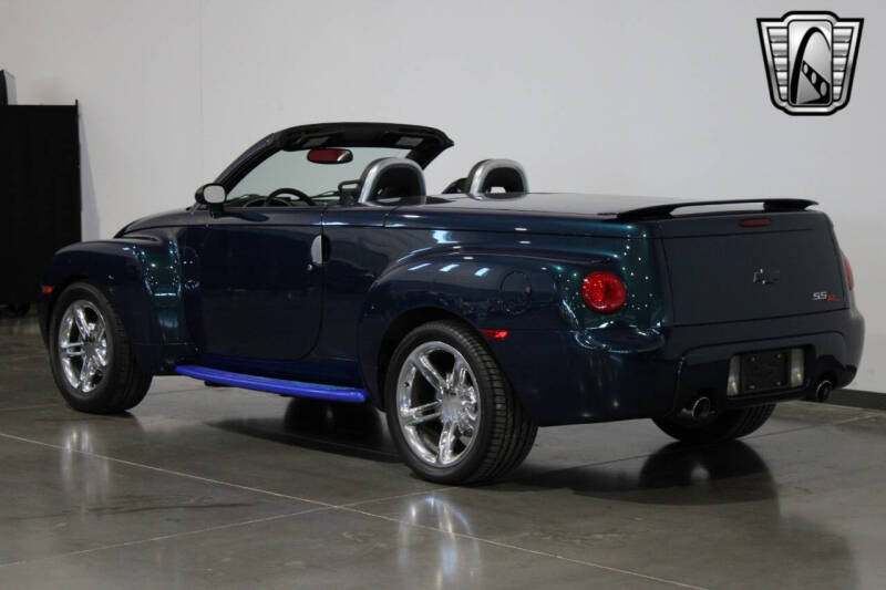 2005 Chevrolet SSR LS