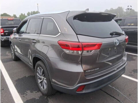 2018 Toyota Highlander SE