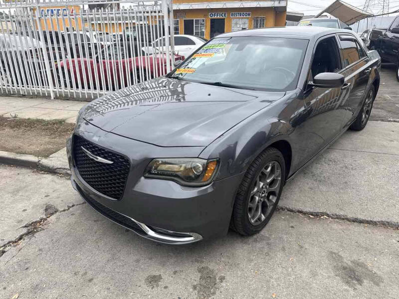 2016 Chrysler 300