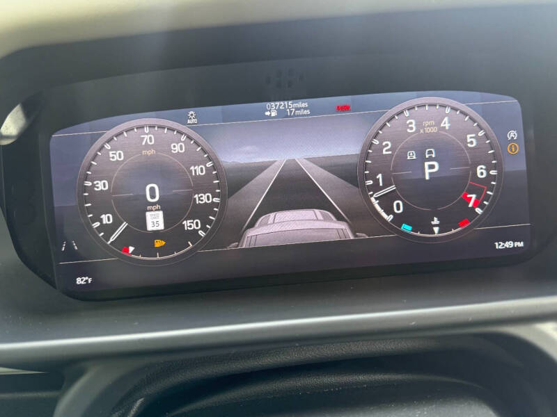 2020 Land Rover Defender 110 SE