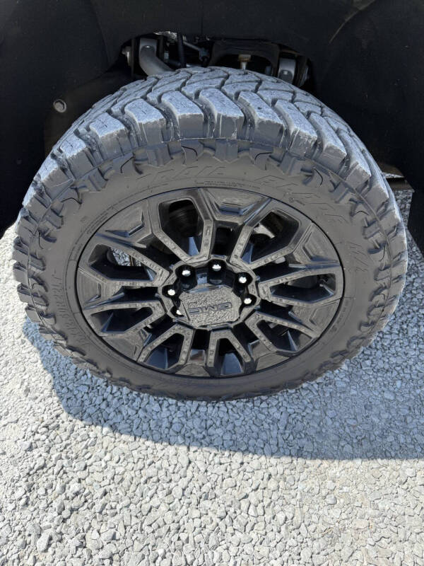 2024 GMC Sierra 2500HD AT4