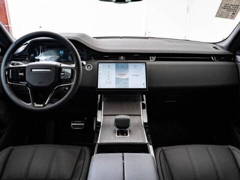 2026 Land Rover Range Rover Evoque P250 Dynamic SE