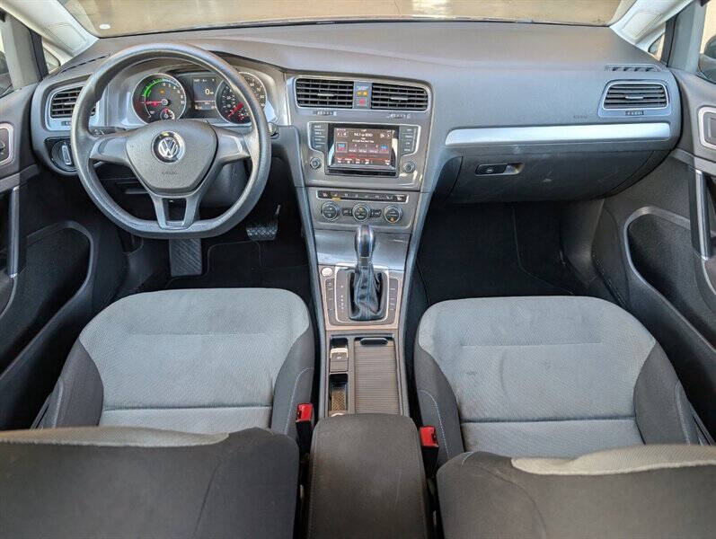 2015 Volkswagen e-Golf Limited Edition