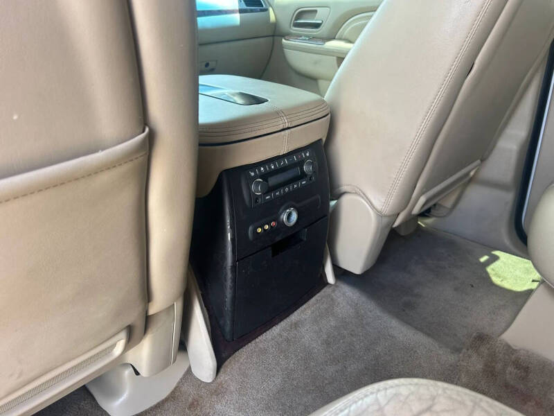 2011 Cadillac Escalade Premium