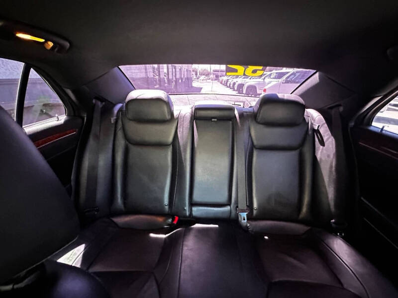 2012 Chrysler 300 Limited