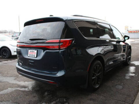 2021 Chrysler Pacifica Touring L