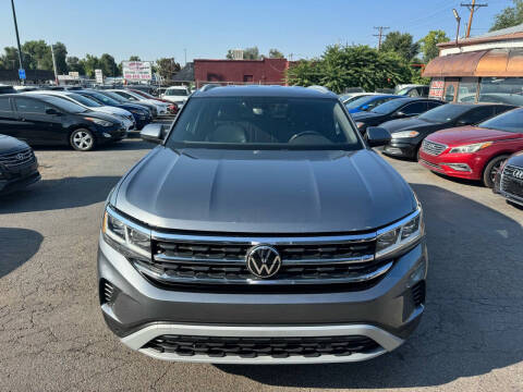 2020 Volkswagen Atlas Cross Sport for sale at SANAA AUTO SALES LLC in Englewood CO