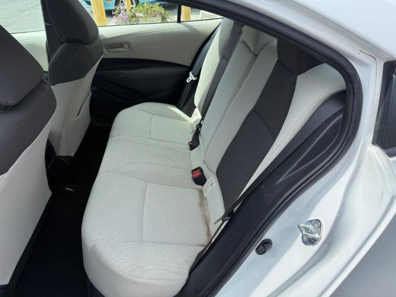 2022 Toyota Corolla LE