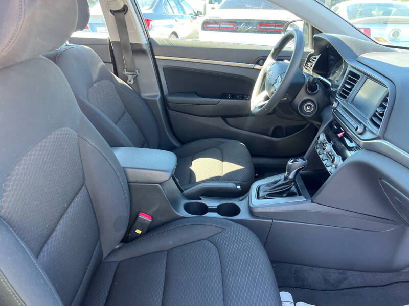 2020 Hyundai Elantra SEL