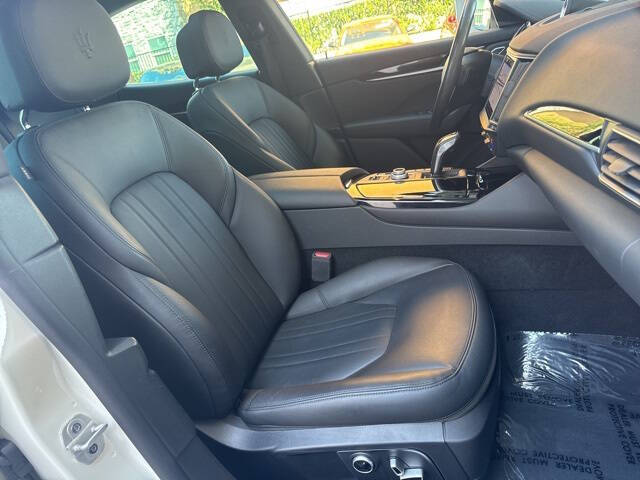 2022 Maserati Levante Modena