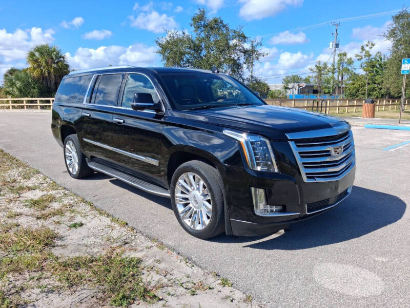 2015 Cadillac Escalade ESV Platinum's photo